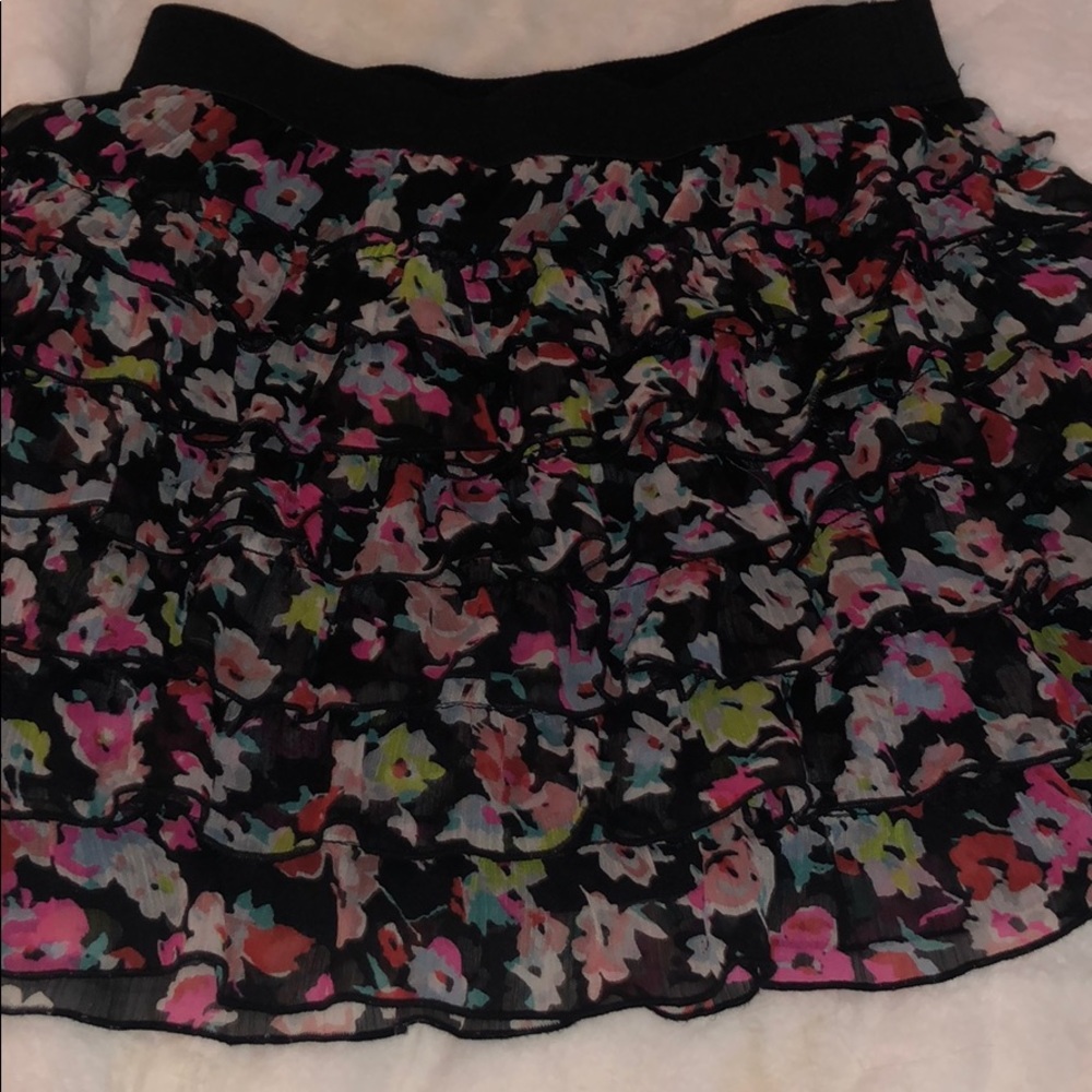 Kids ruffled skirt